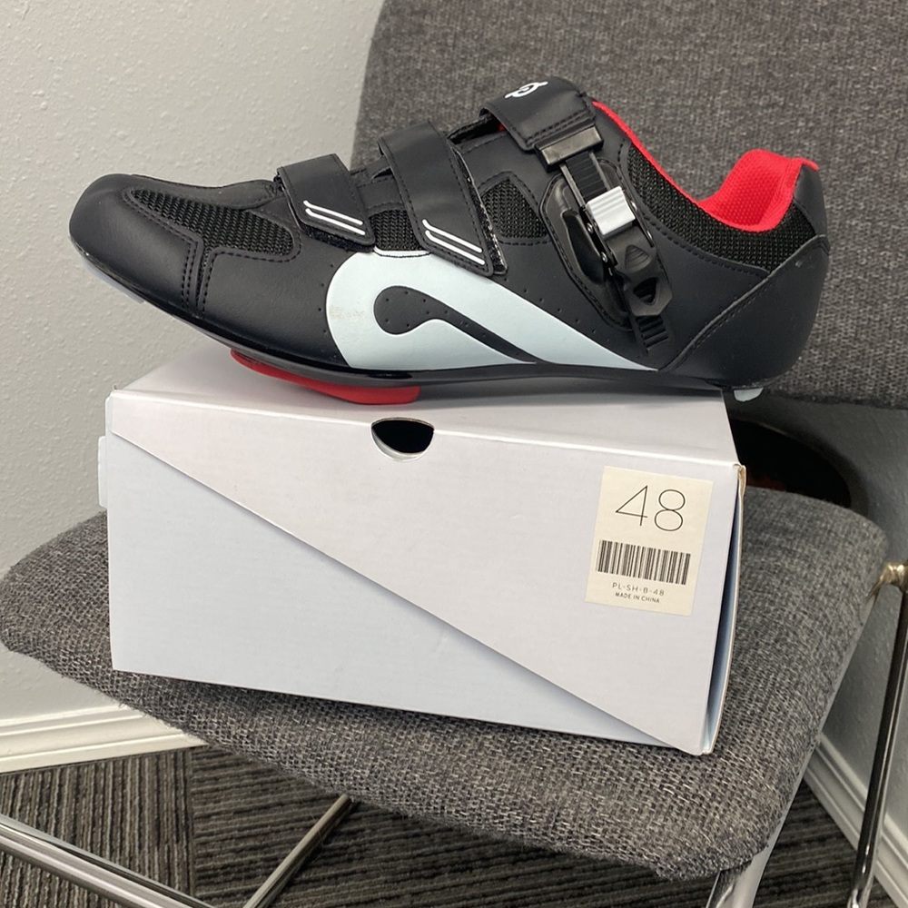 Men’s Peloton cycling shoes, size 48/14. Excellent, like-new condition.